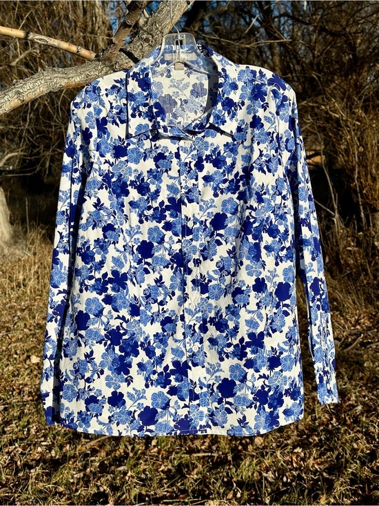 Woman Within Tops - Woman Within Floral Button Shirt Size M 14 / 16 Lovely Blue & White Long Sleeves